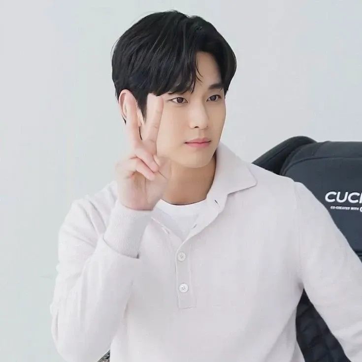 Behind-the-scenes cut of Kim Soohyun