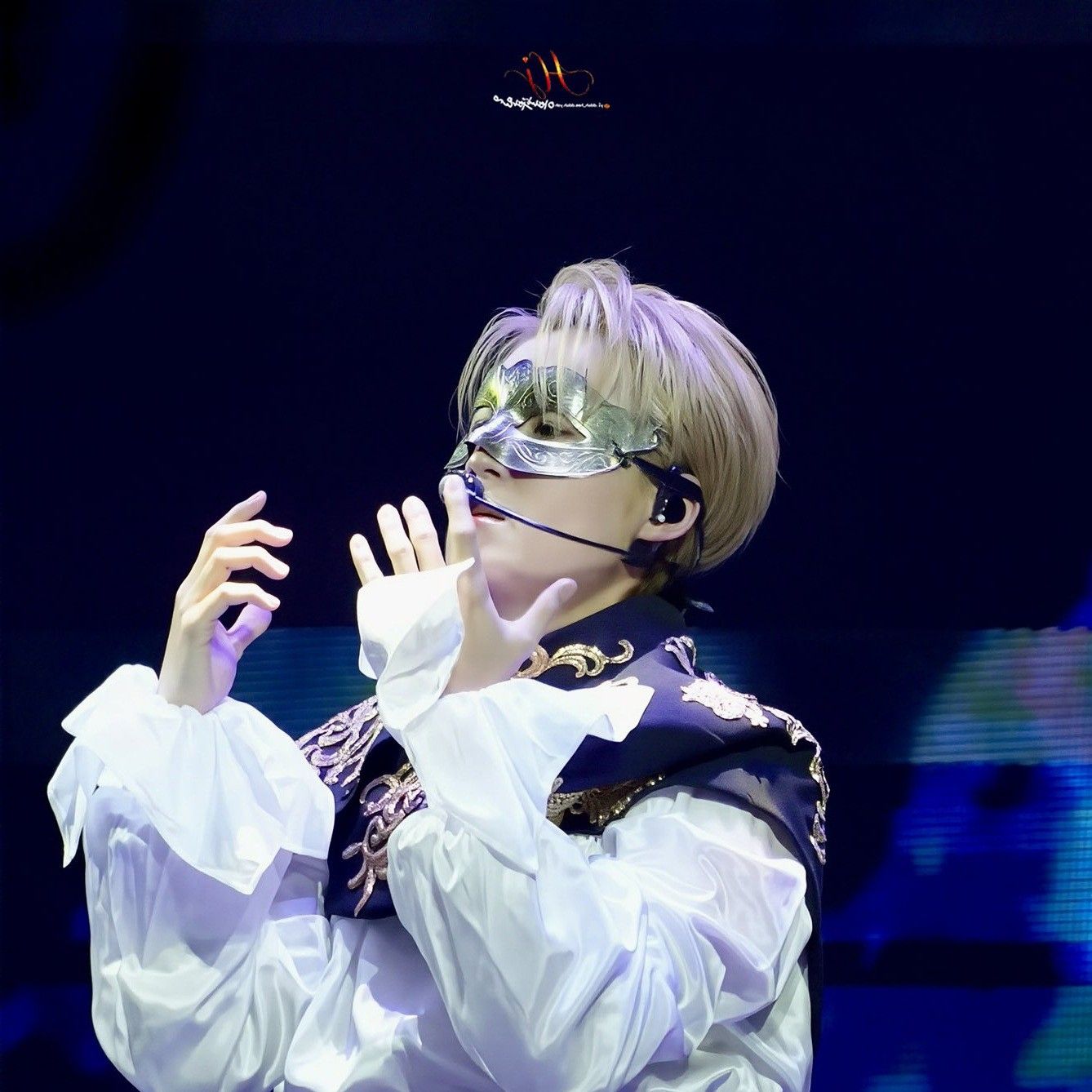 김희재의 비하인드 컷