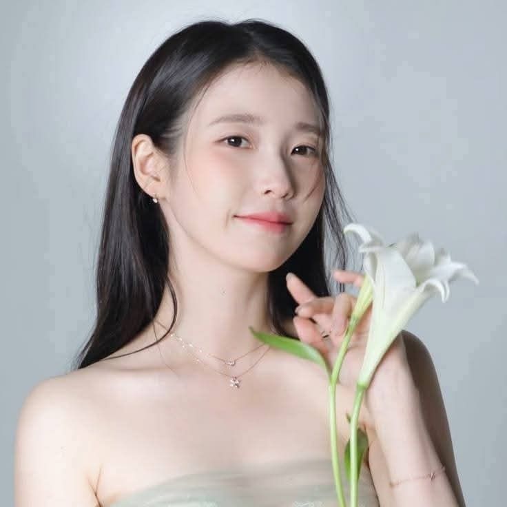 아이유의 최신 사진