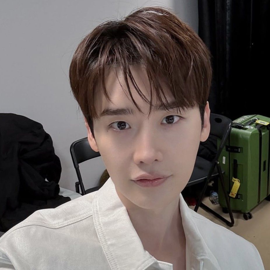 粉絲拍下的李鍾碩瞬間