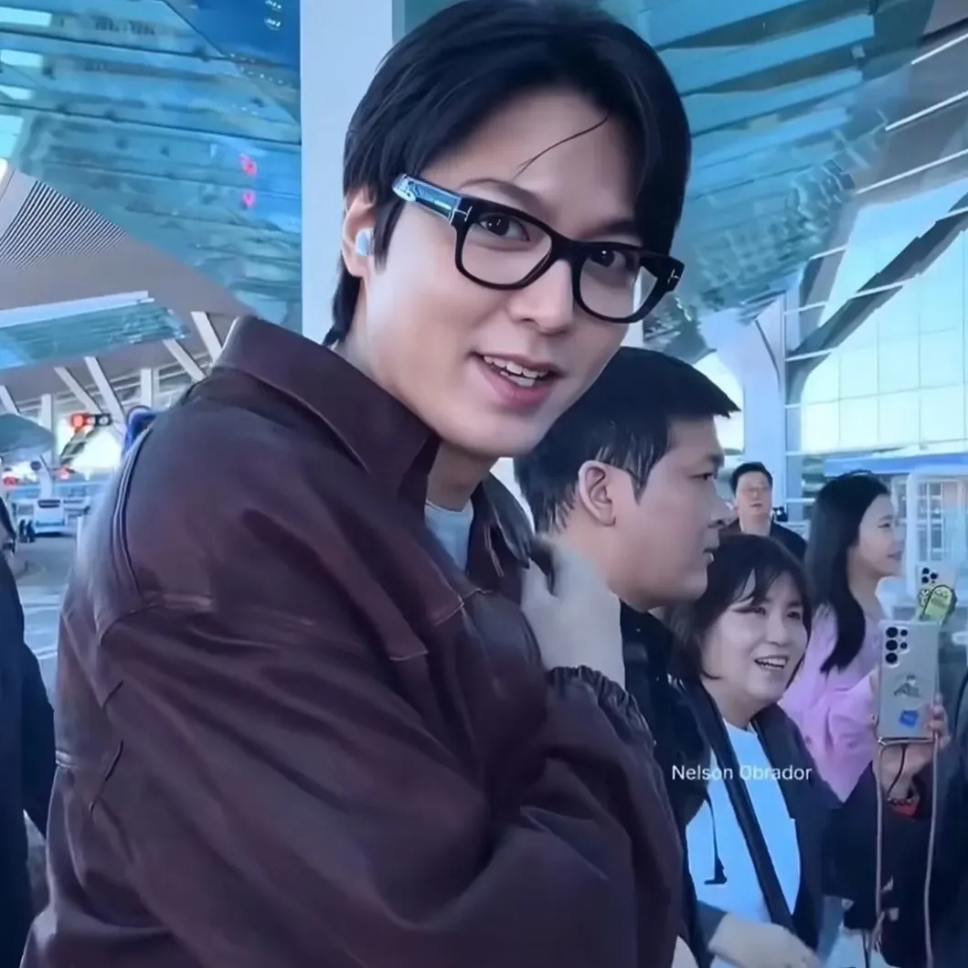 A moment captured by a fan of Lee Minho