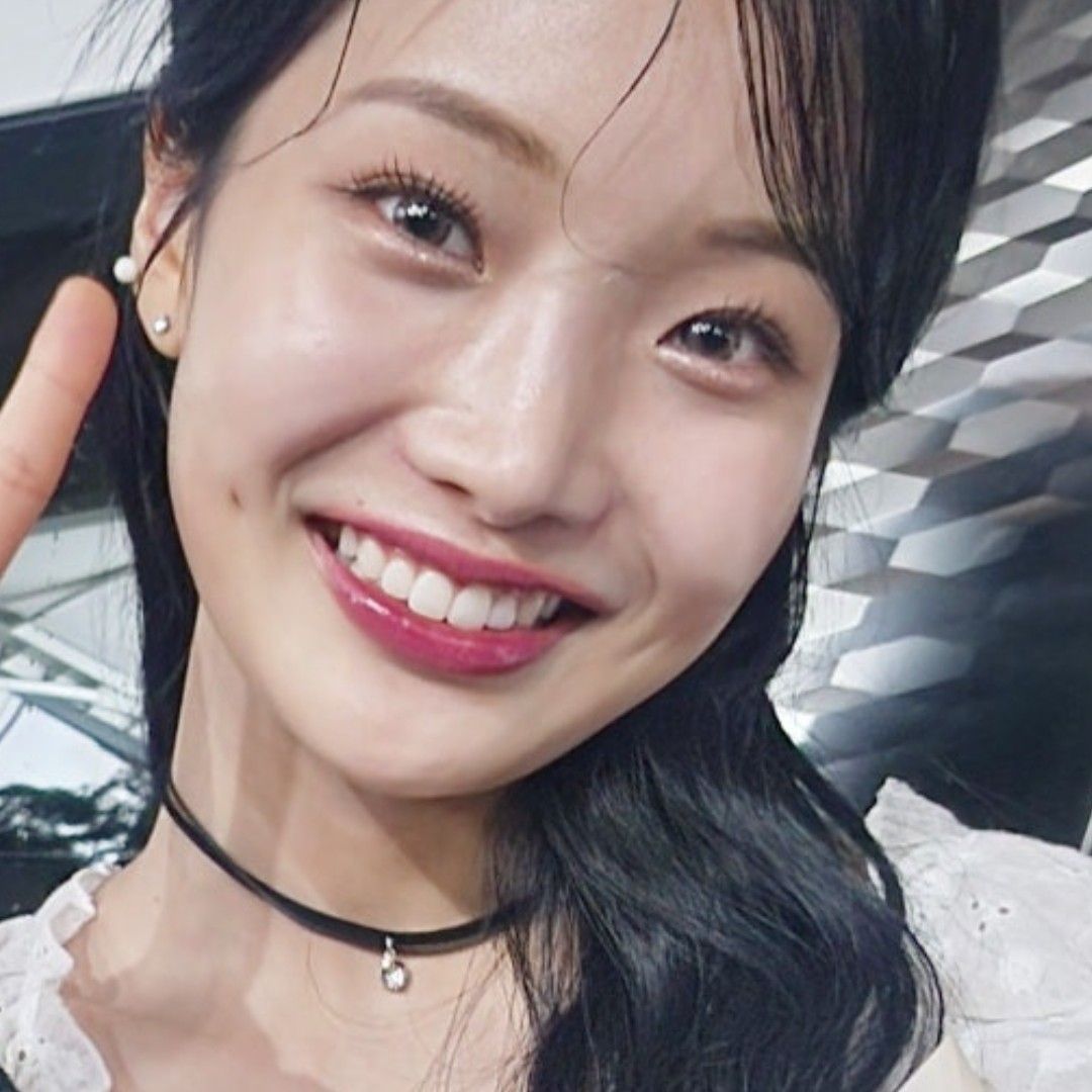 Recent activity shot of Kim Soyeon (2004)