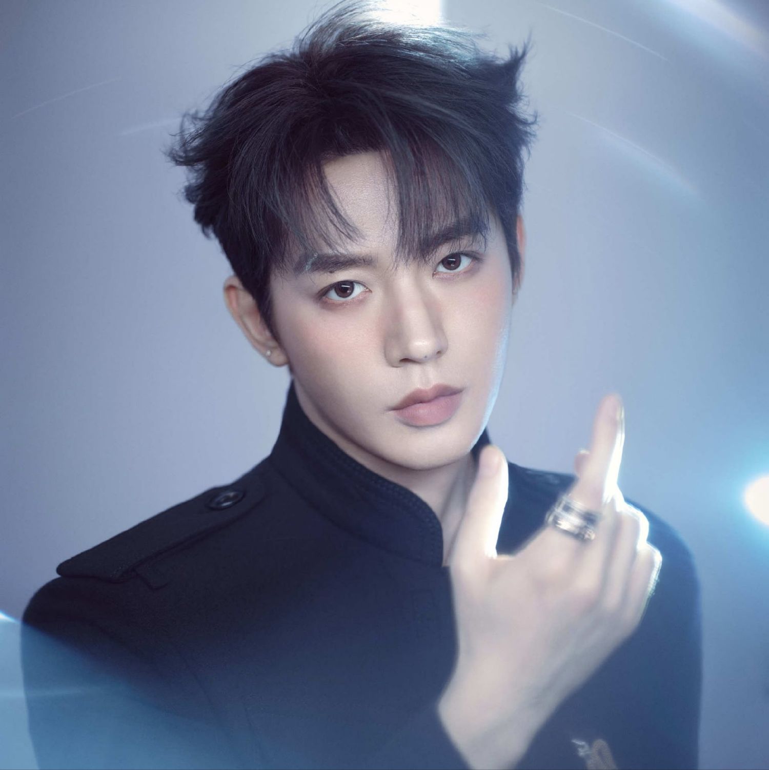 Recent activity shot of Deng Wei