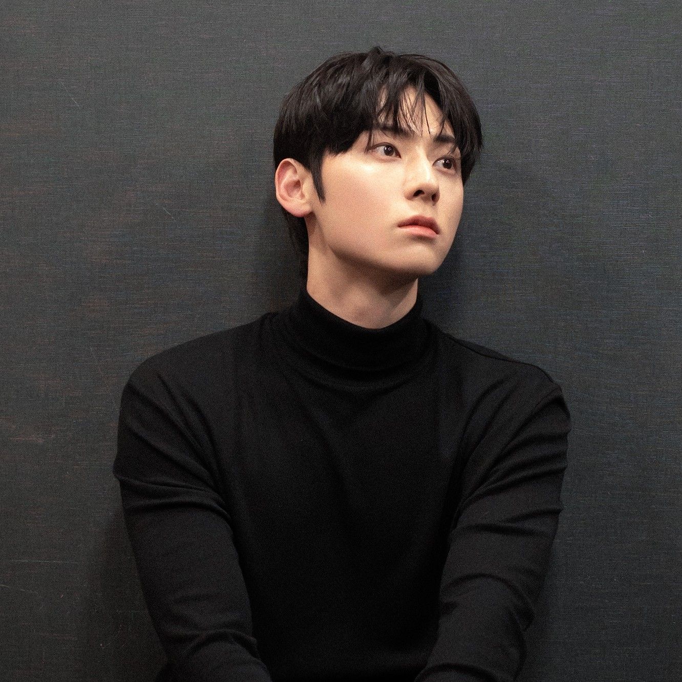 Recent activity shot of Hwang Minhyun