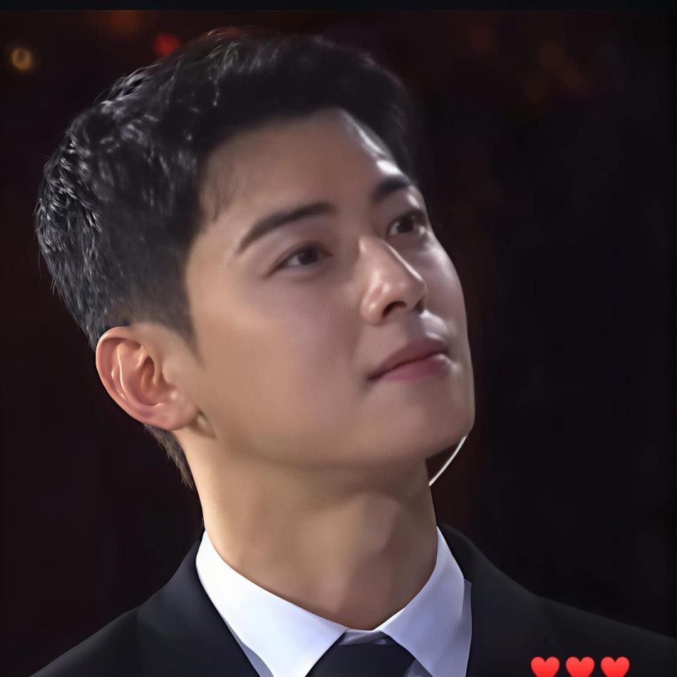 차은우의 최신 사진