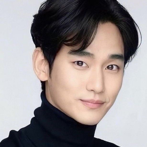 Foto terbaru dari Kim Soohyun