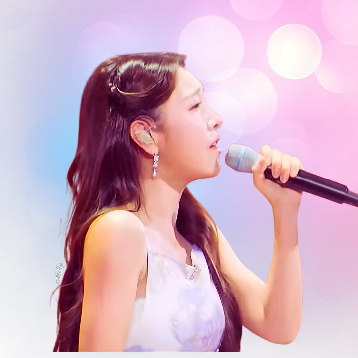 Behind-the-scenes cut of Huh Chanmi