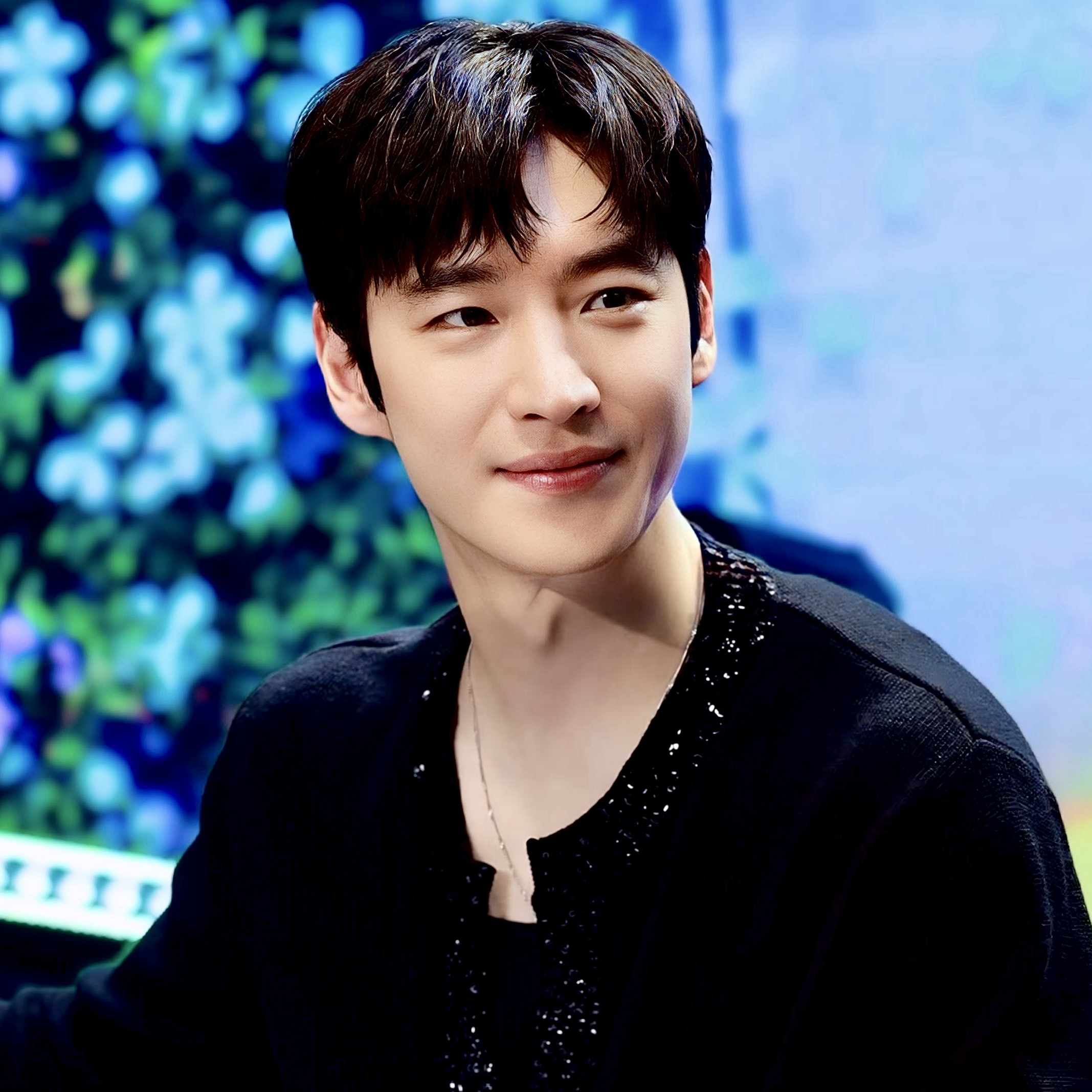 Behind-the-scenes cut of Lee Jaehoon