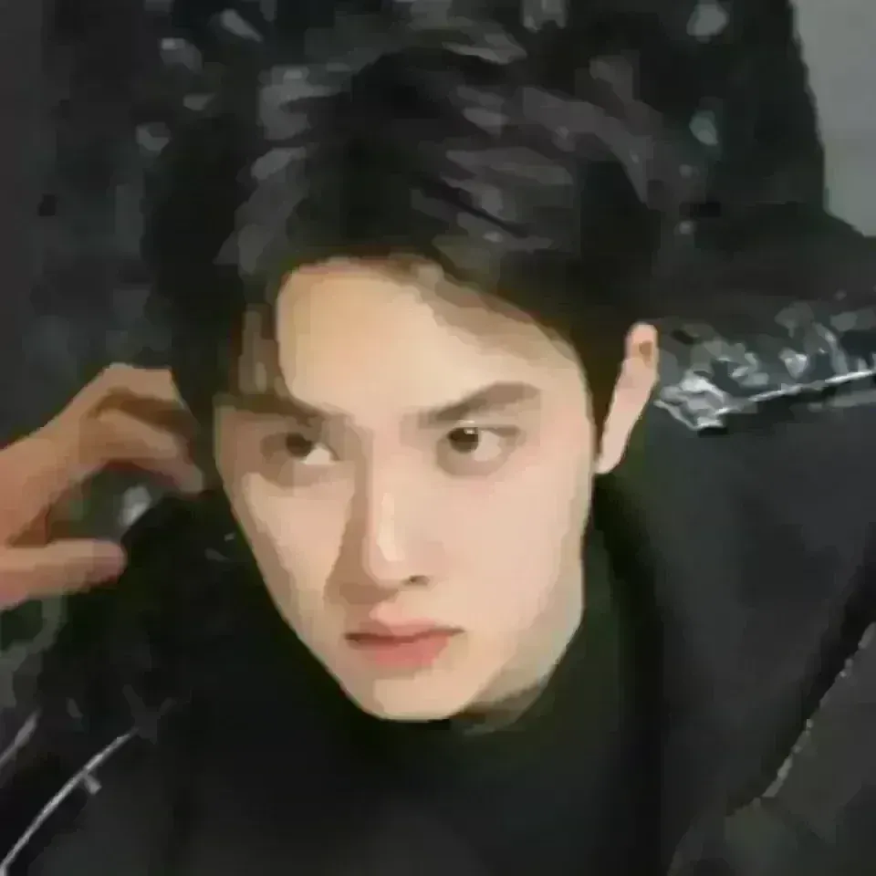 Cuplikan di balik layar dari Doh Kyungsoo (D.O.)