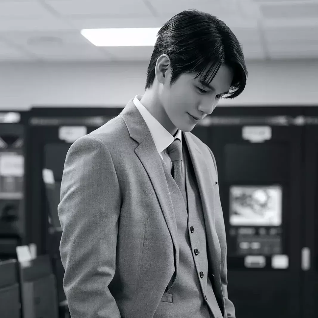 Foto terbaru dari Ong Seongwu