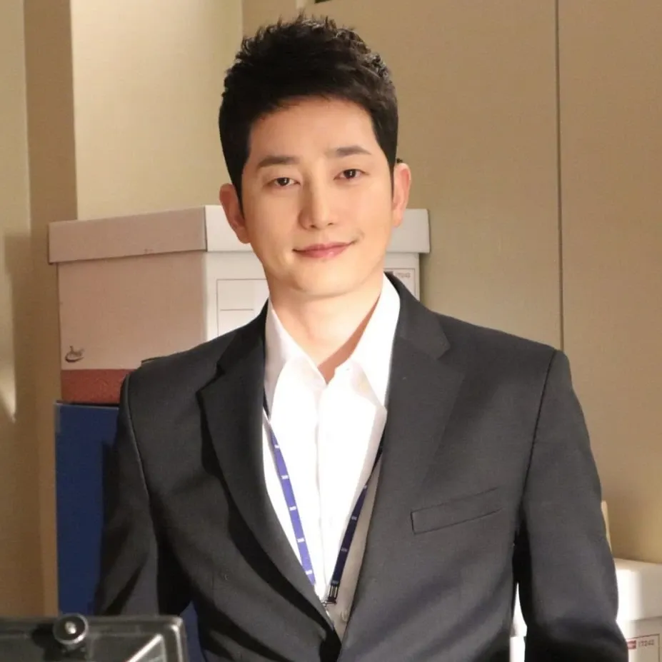 Recent activity shot of Park Sihoo