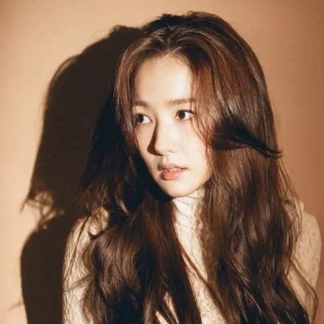 A moment captured by a fan of Park Minyoung