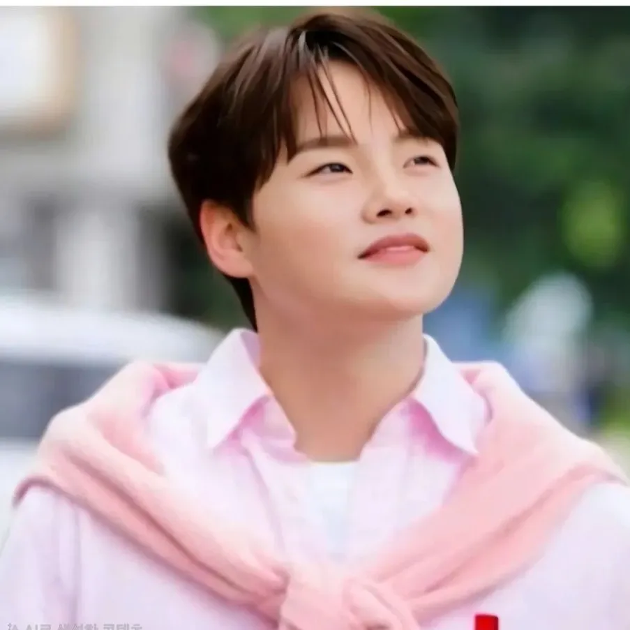 박서진 최근 활동샷