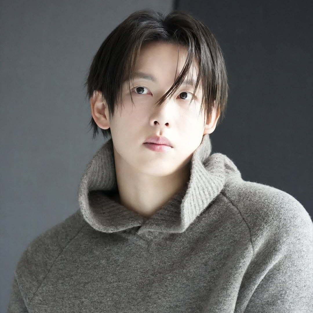 Behind-the-scenes cut of Yim Siwan