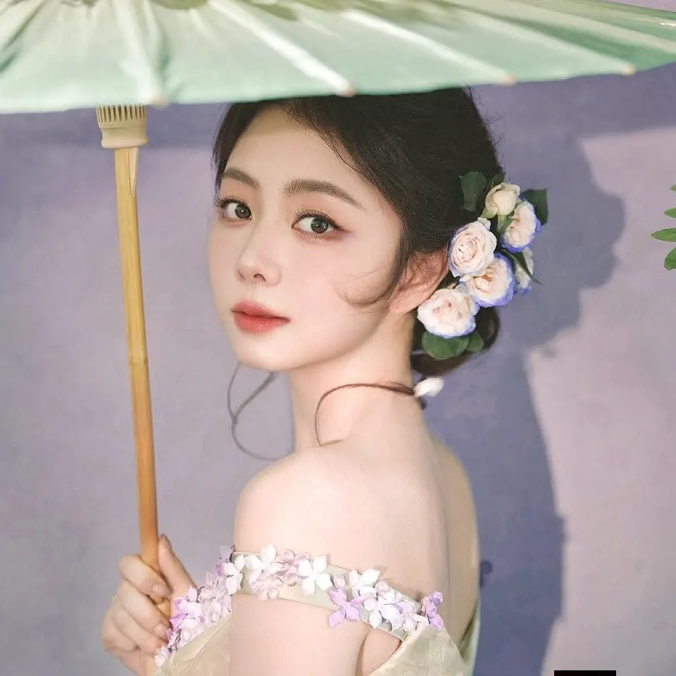 A moment captured by a fan of Tan Song Yun