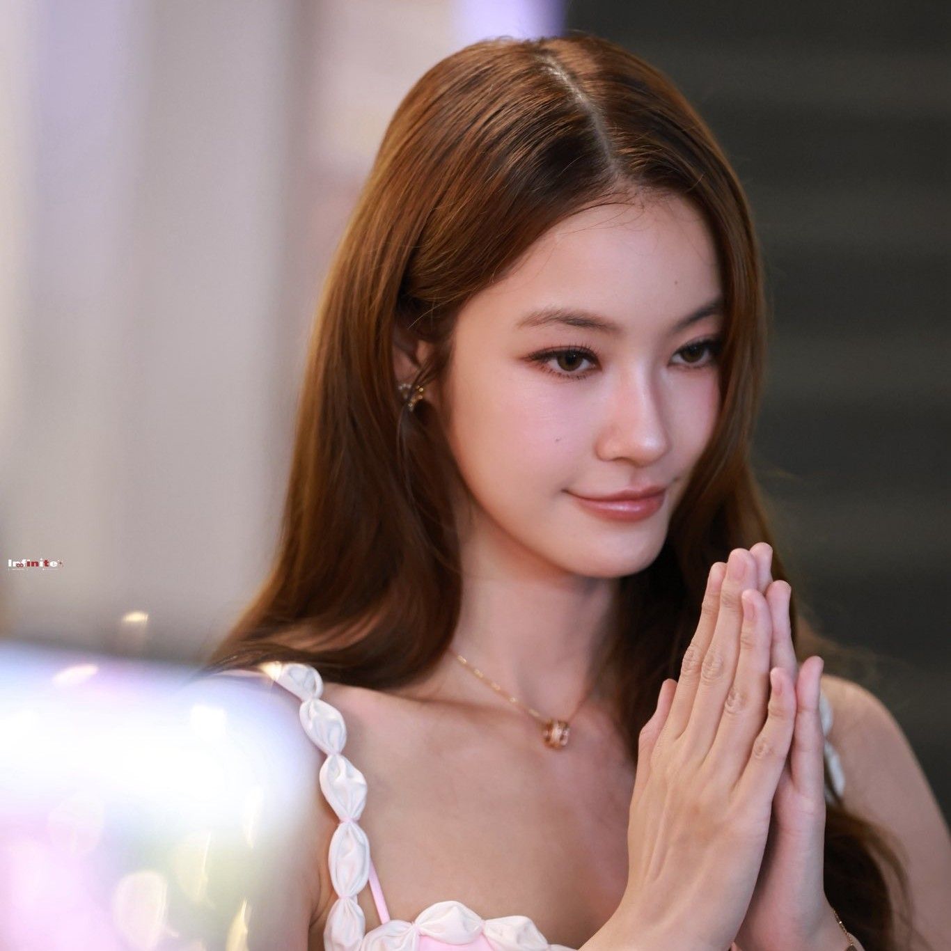 A moment captured by a fan of Namtan Tipnaree Weerawatnodom