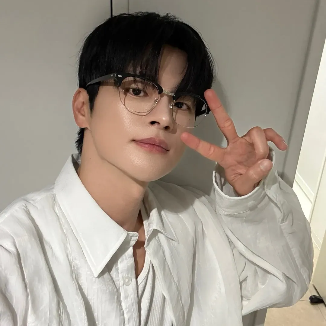 Cuplikan di balik layar dari Seo Inguk