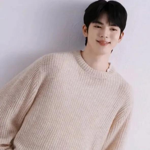 Latest photo of Cha Junhwan