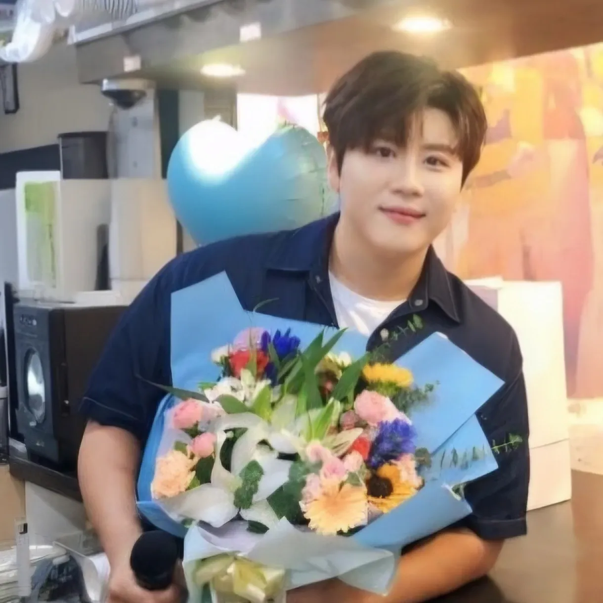Behind-the-scenes cut of Jin Haesung