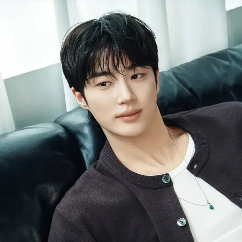 Momen yang diabadikan oleh penggemar Byeon Wooseok