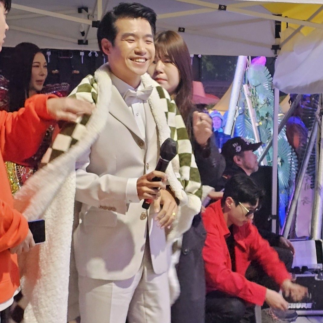 Foto kegiatan terbaru dari Jo Myungsup