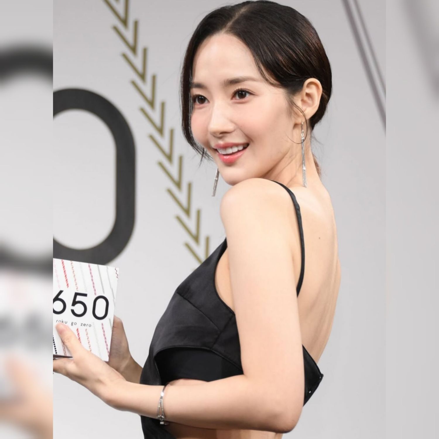 粉絲拍下的朴敏英瞬間