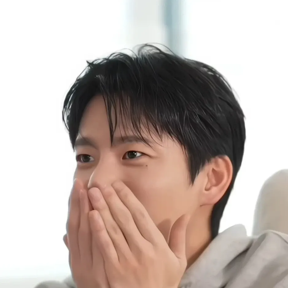 A moment captured by a fan of Seo Inguk