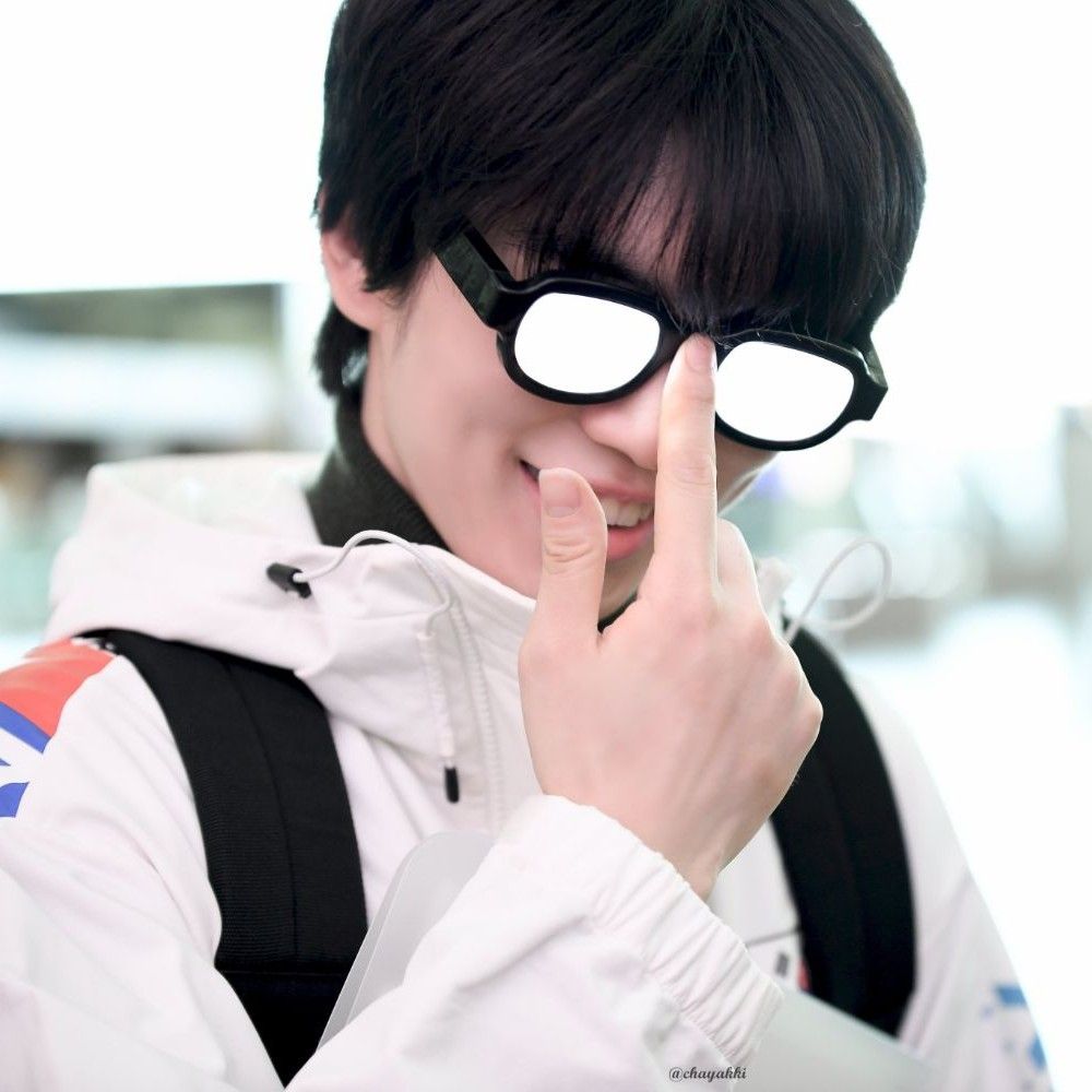 A moment captured by a fan of Cha Junhwan