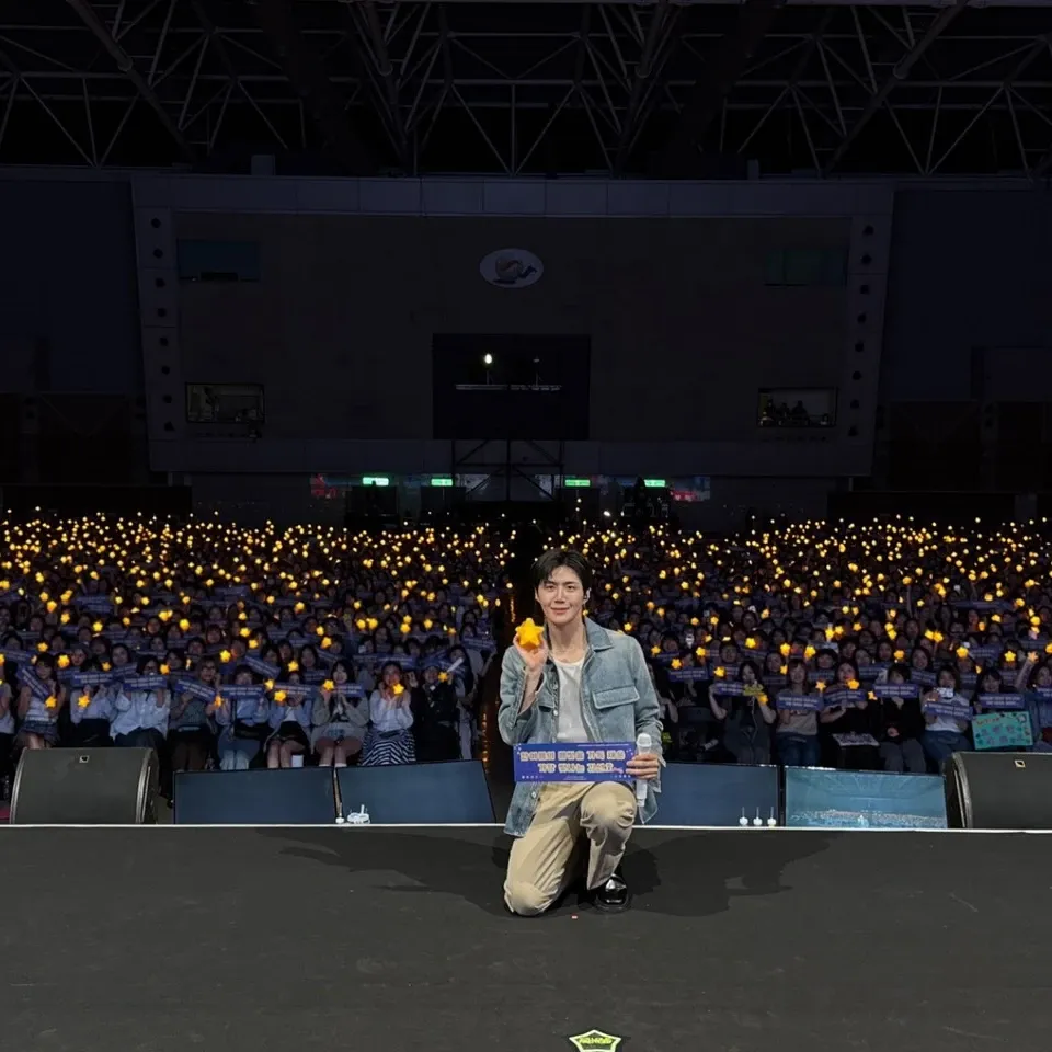 A moment captured by a fan of Kim Seonho