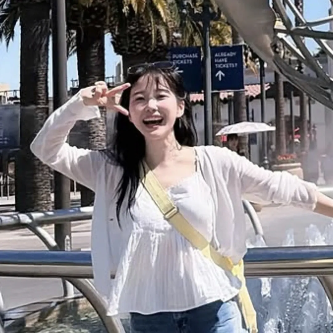 Recent activity shot of Hong Seongyun