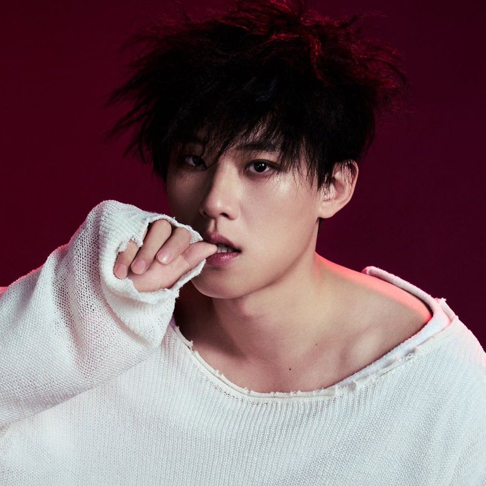 Behind-the-scenes cut of Kim Sungcheol