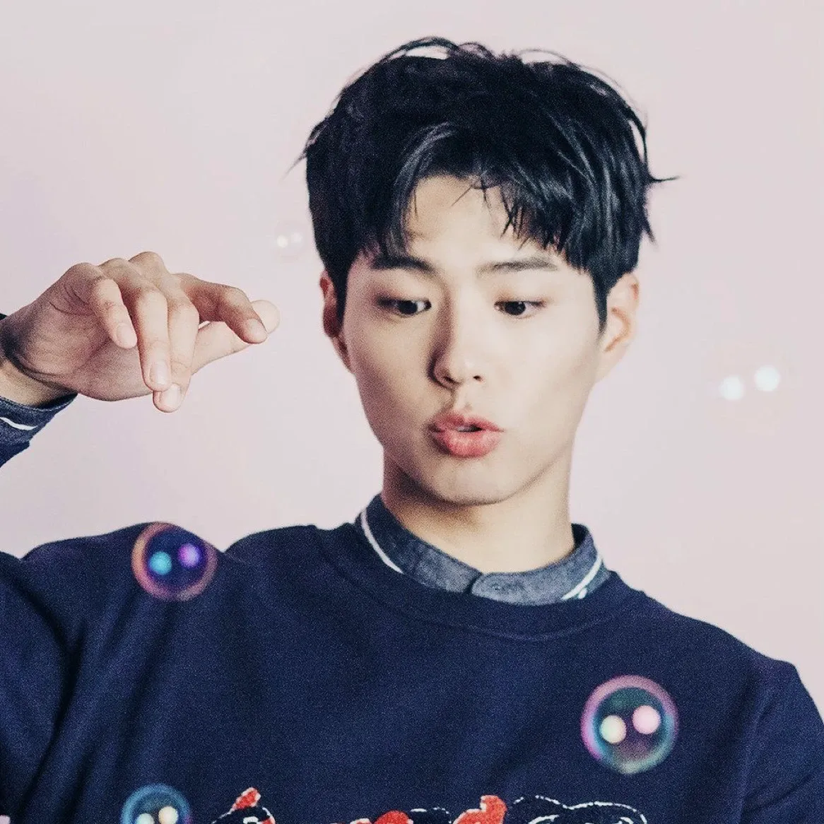 박보검 최근 활동샷