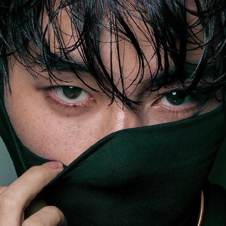 김태형 (뷔) 최근 활동샷