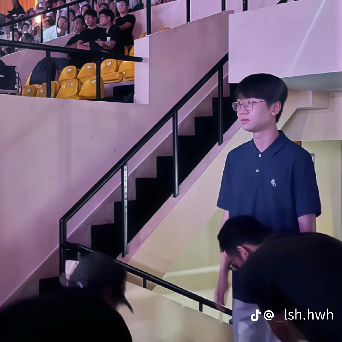 A moment captured by a fan of Doran