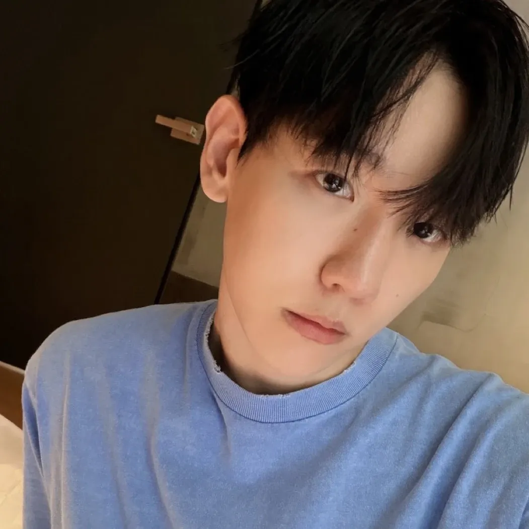 A moment captured by a fan of Baekhyun