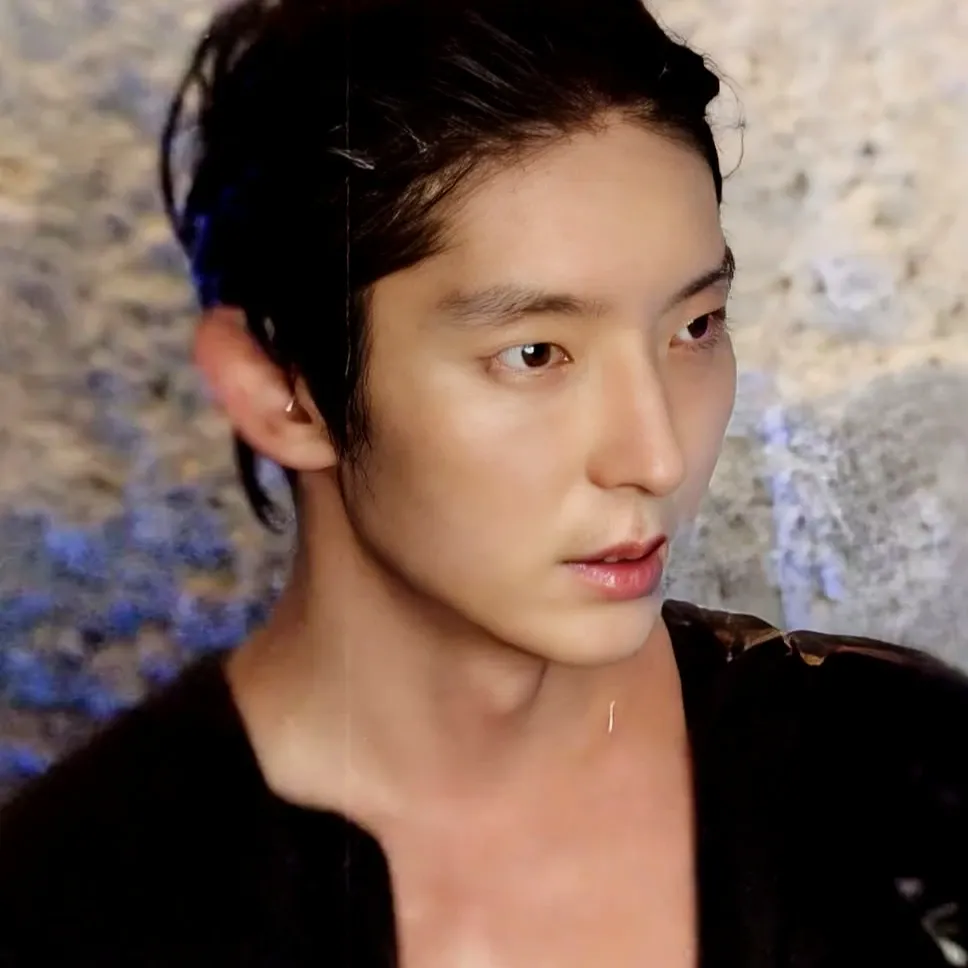 이준기 최근 활동샷