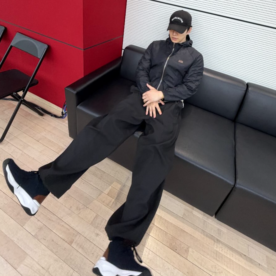 Foto kegiatan terbaru dari Lee Junho