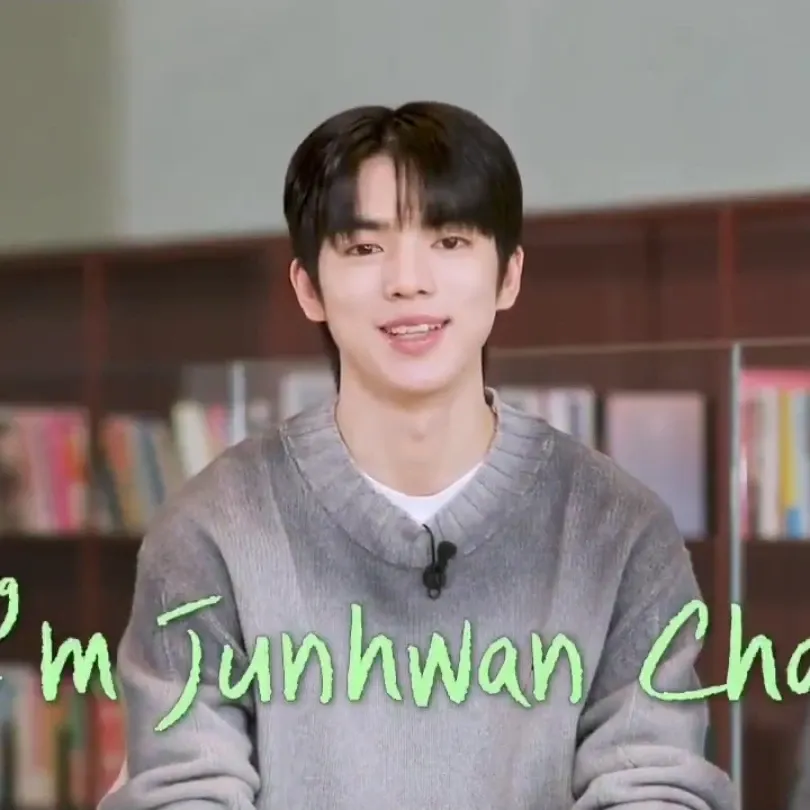 A moment captured by a fan of Cha Junhwan