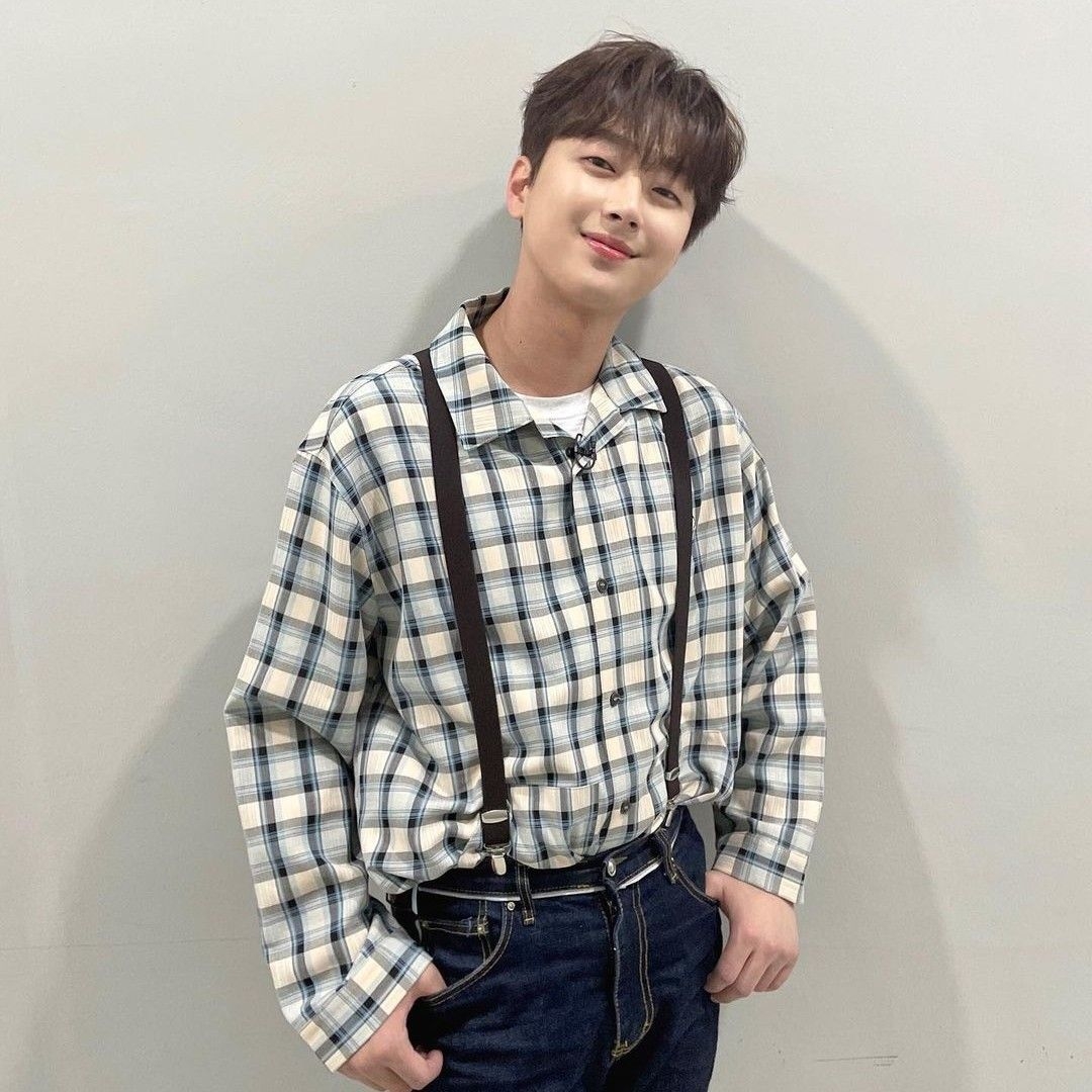 이찬원의 최신 사진