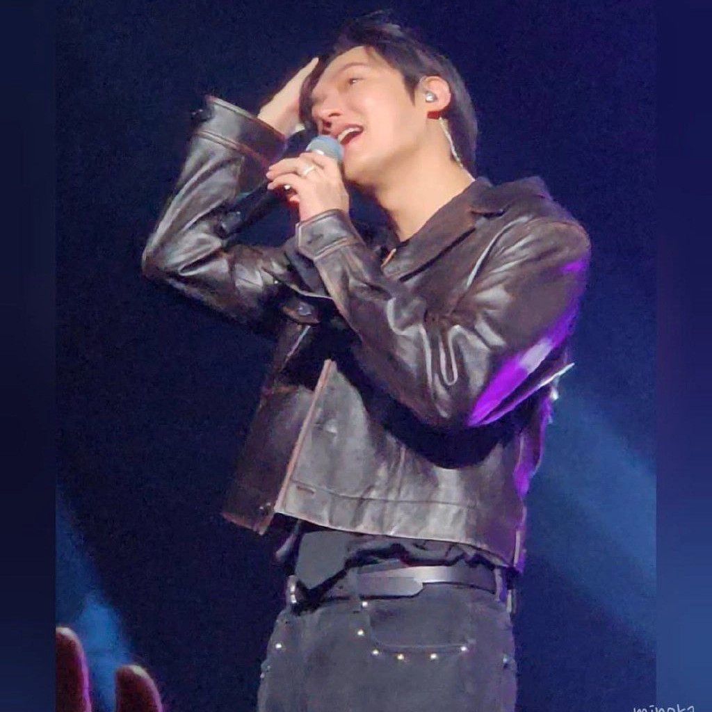 Latest photo of Lee Minho