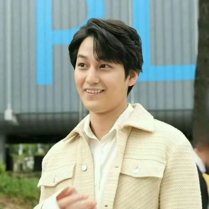 Recent activity shot of Kim Bum