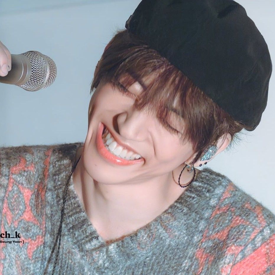 李承允的最新照片