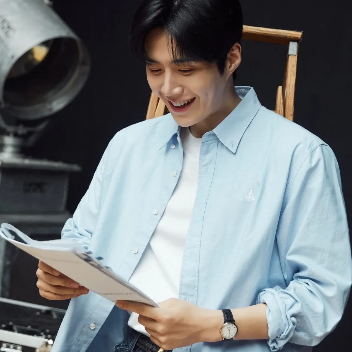 Behind-the-scenes cut of Kim Seonho