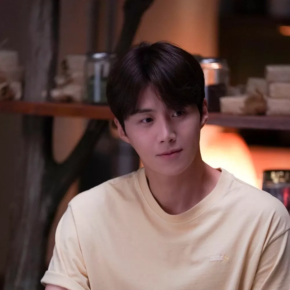 Cuplikan di balik layar dari Kim Seonho