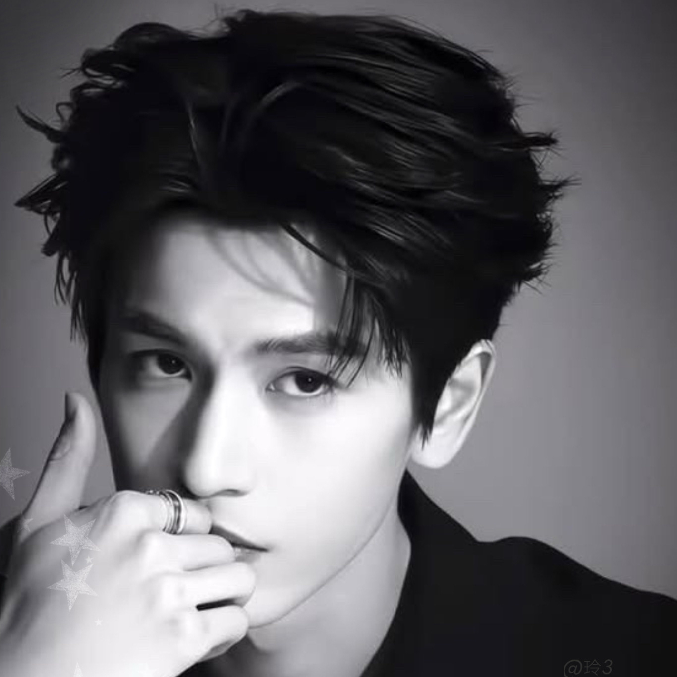 Behind-the-scenes cut of Zhang Linghe