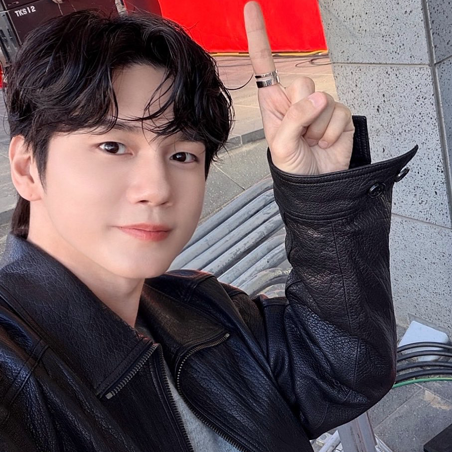옹성우 최근 활동샷