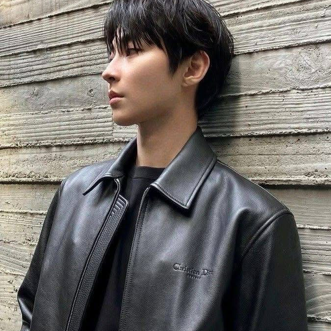 황인엽의 최신 사진