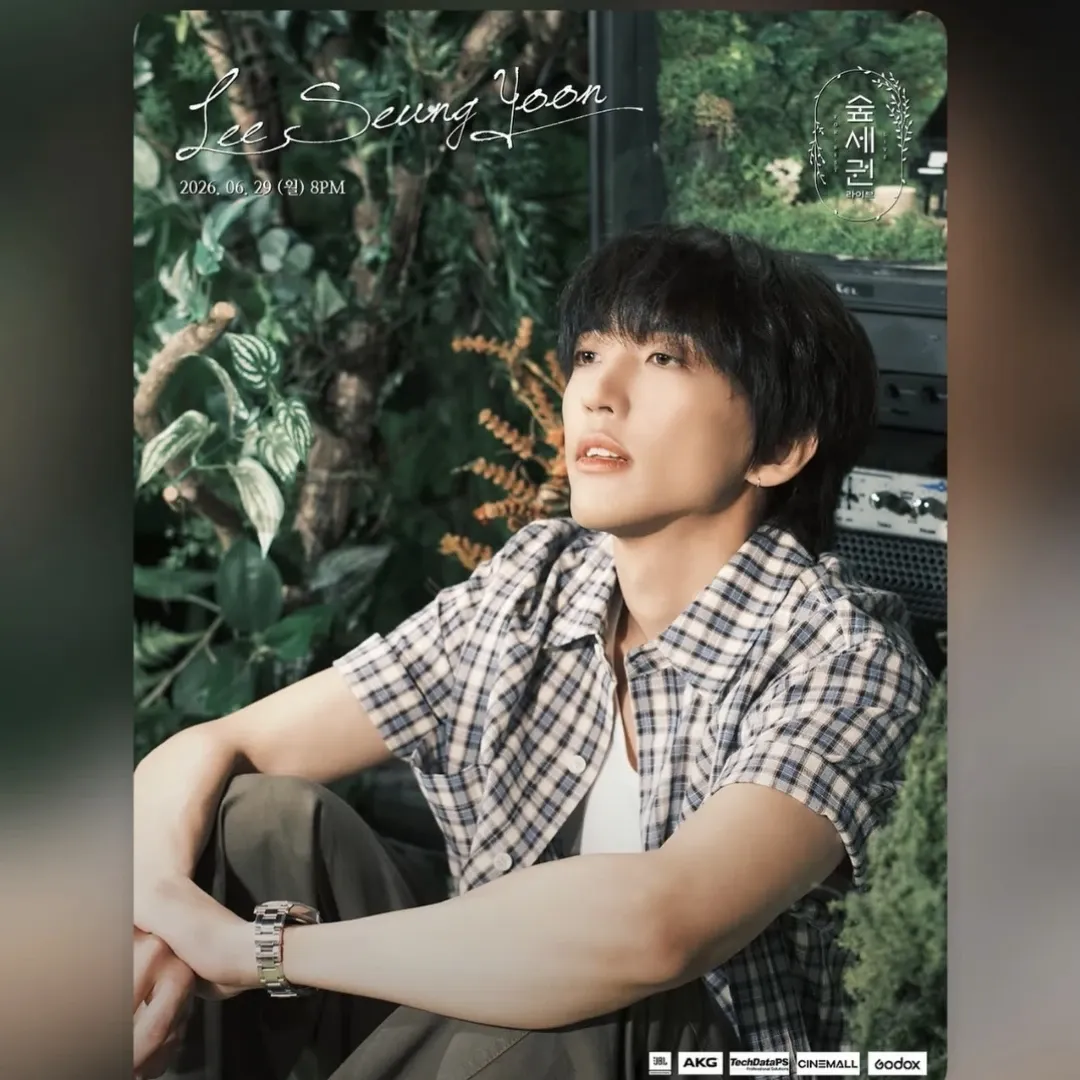 粉絲拍下的李承允瞬間