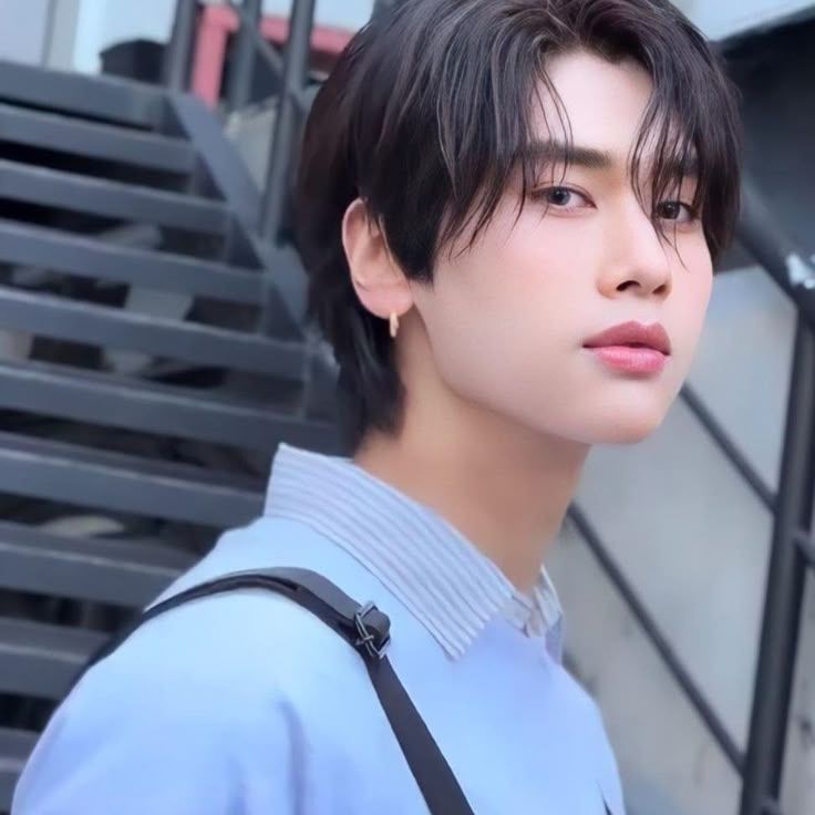 Latest photo of Dunk Natachai Boonprasert