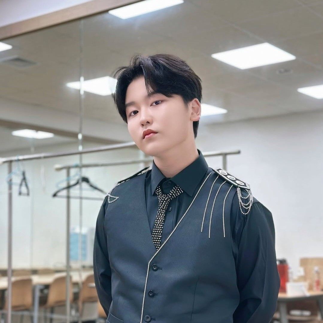 Recent activity shot of Park Sungon